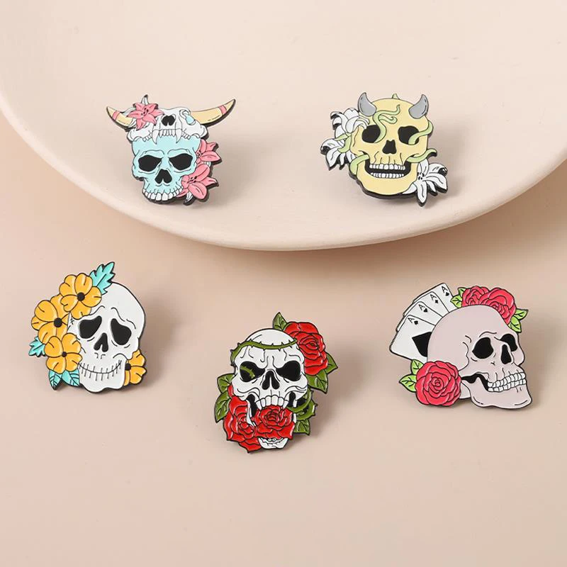 Flower Bush Skull Enamel Pins Custom Skeleton Brooches Lapel Badges Colorful Punk Gothic Jewelry Gift for Friends