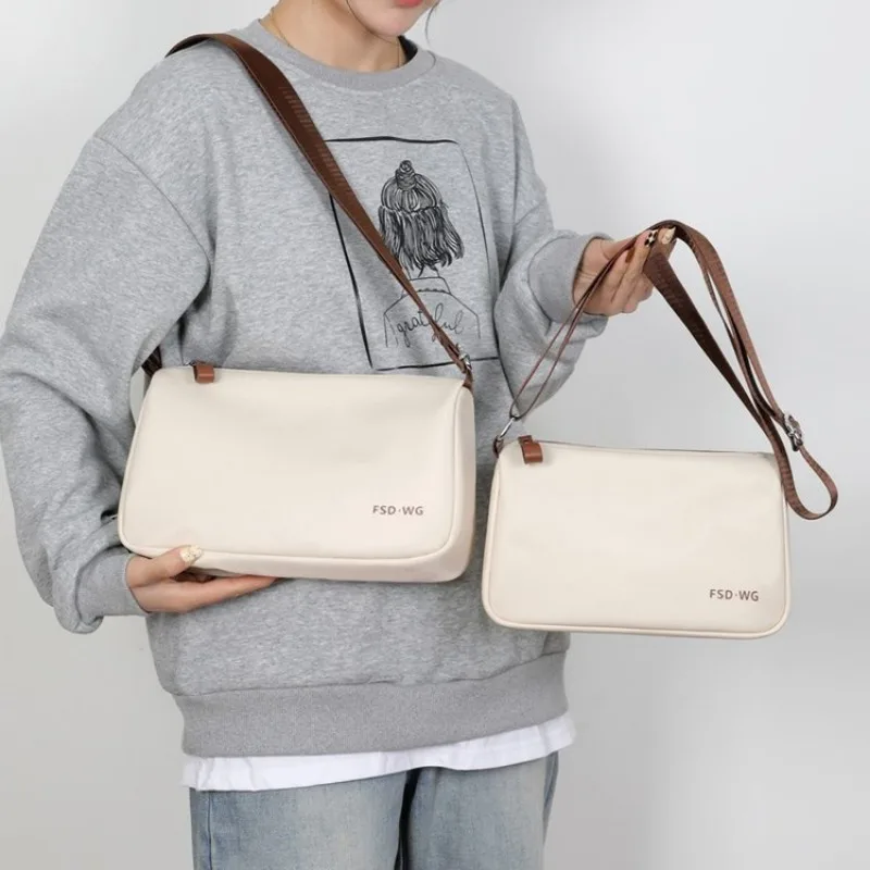 

Luxury Shopper Solid Color Commuter Bag Elegant Designer Leather Diaper Bags For Women's Large Capacity Fashion Tote