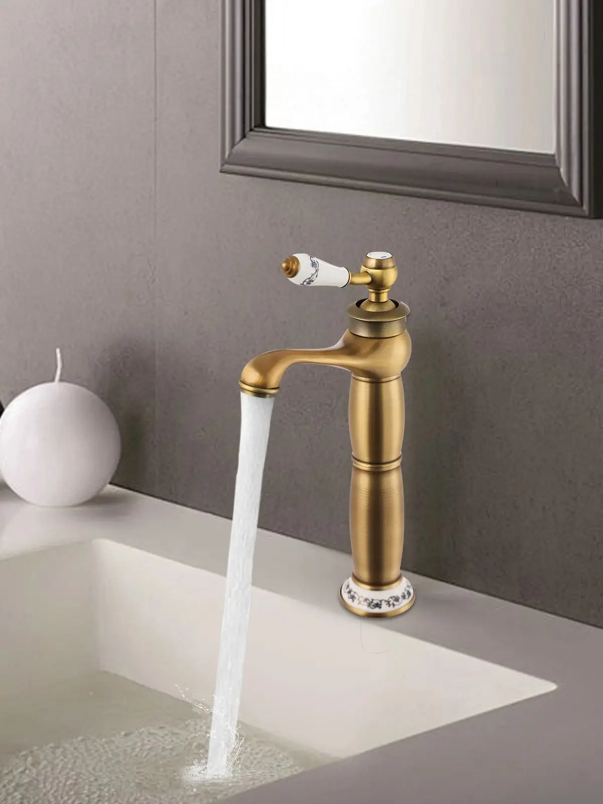 Goldfarbener Wasserhahn, Badezimmer-Wasserhahn, Retro-Badezimmer-Wasserhahn, 8,86-Zoll-Wasserhahn mit hohem Auslauf und 2 Wasserschläuchen, für Zuhause/Hotel