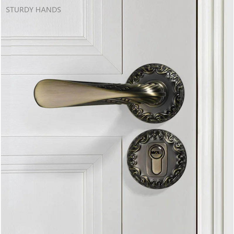 

1 set of zinc alloy new door locks indoor bedroom universal solid wood door handles silent split lock with key included