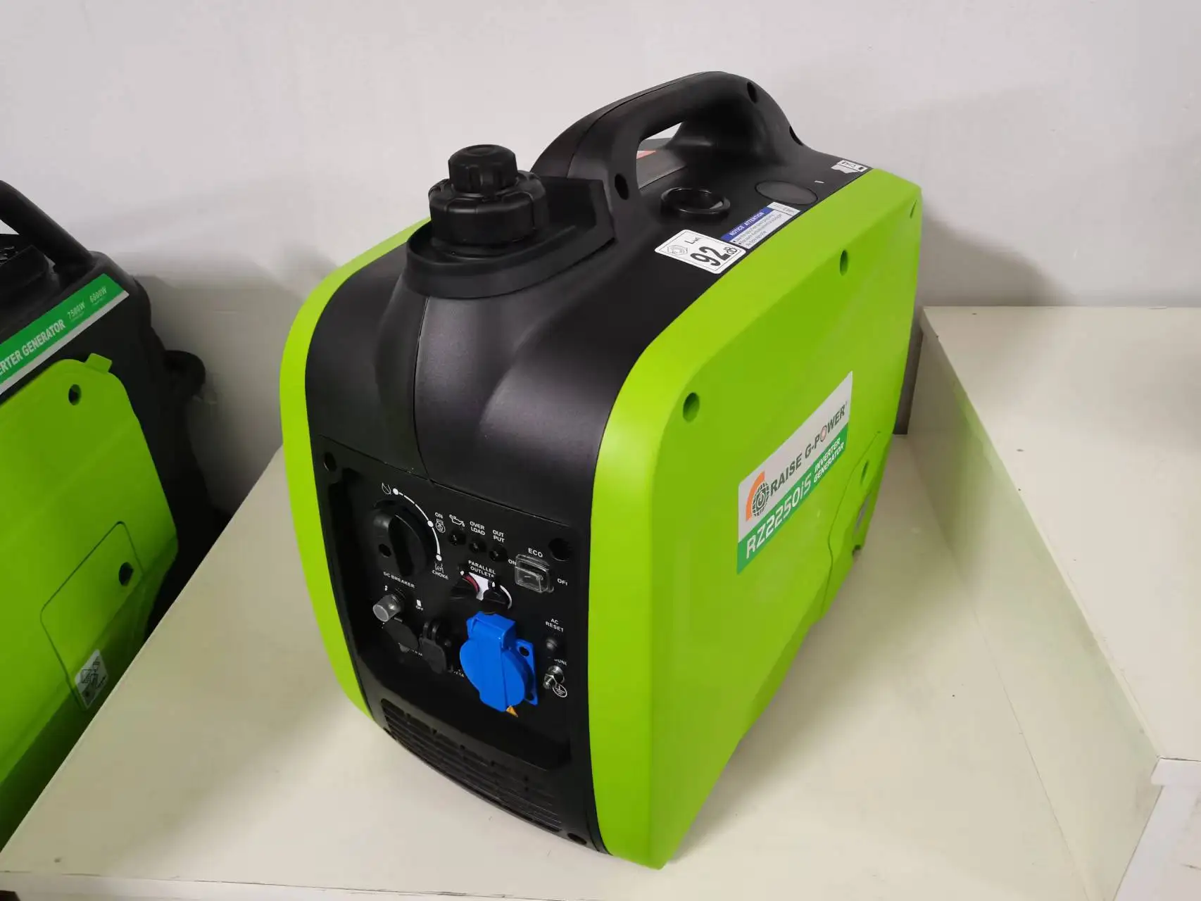 Generador Portátil Mini de Gasolina de Bajo Precio, Tipo 650W, Doble Combustible, Motor de 18hp, 7.5 Kva, 5kw, 6kw, 7kw, 10000 Watts-H