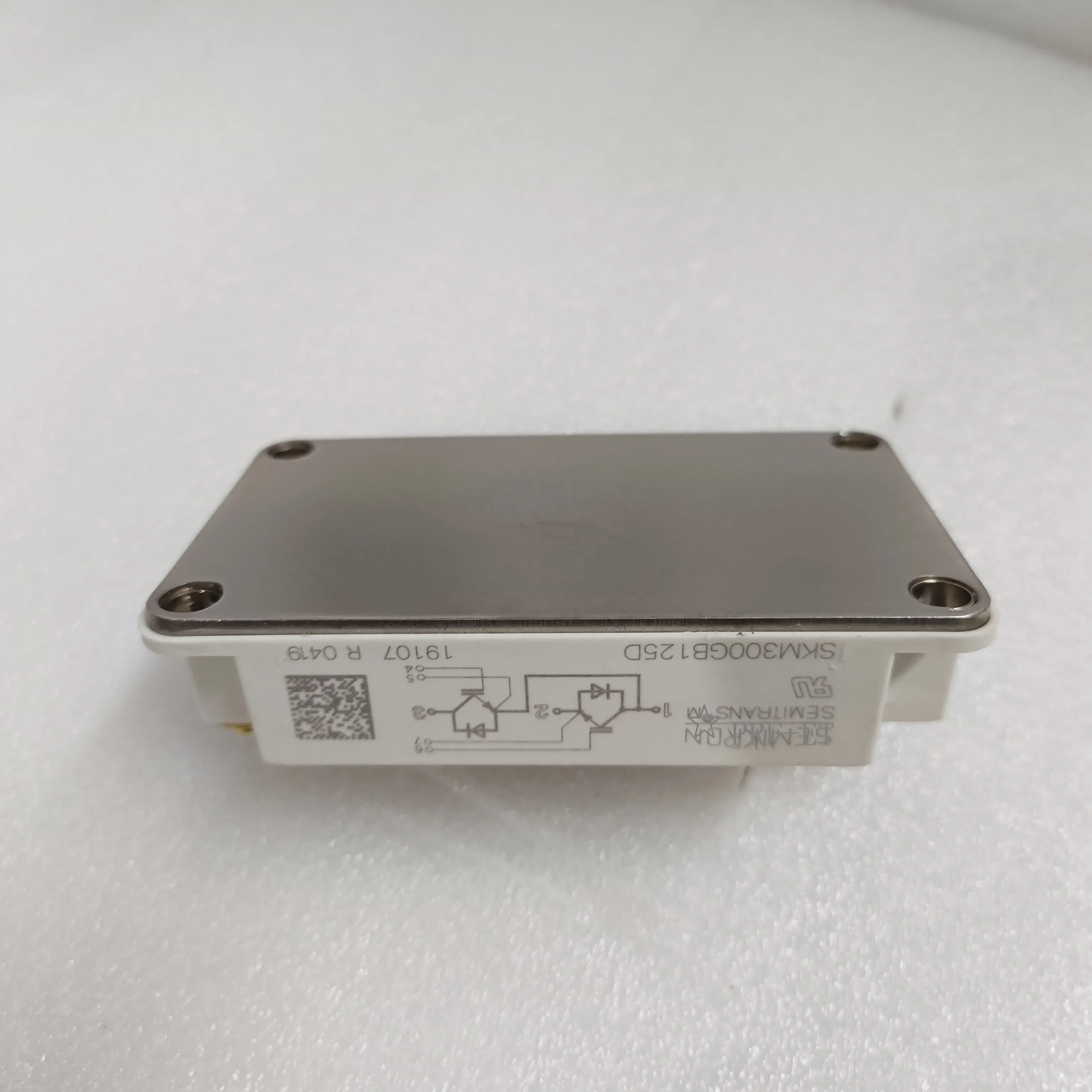 New and Original  SKM300GB125D1200V 300A thyristor semikron IGBT Power Driver Module IGBT Module