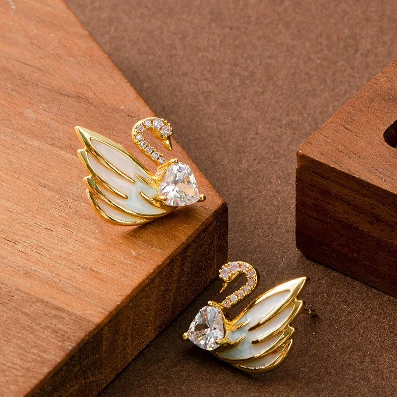Delicate Enamel Inlaid Zircon Swan Stud Earrings Silver Needle Earring Fashion Temperament Women's Daily Jewelry