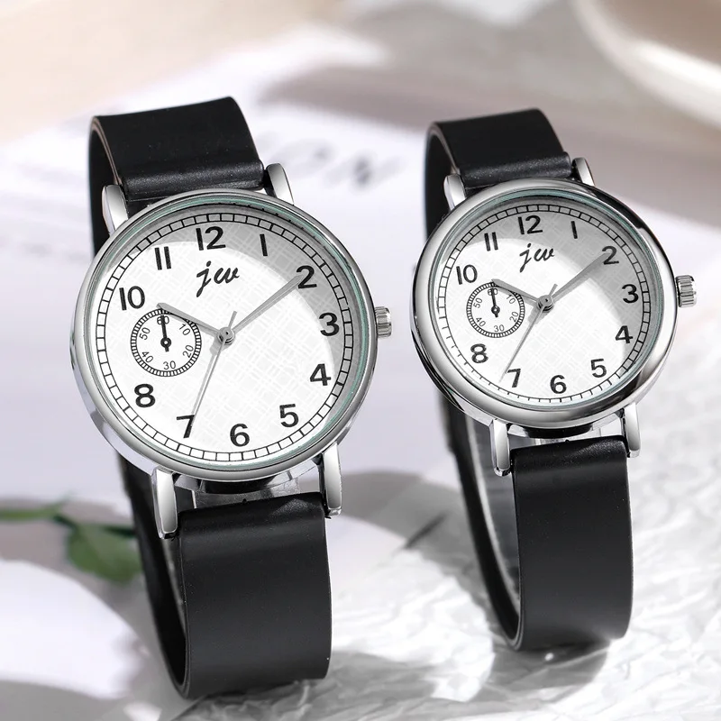 Round couple watch, men's and women's minimalist quartz watch