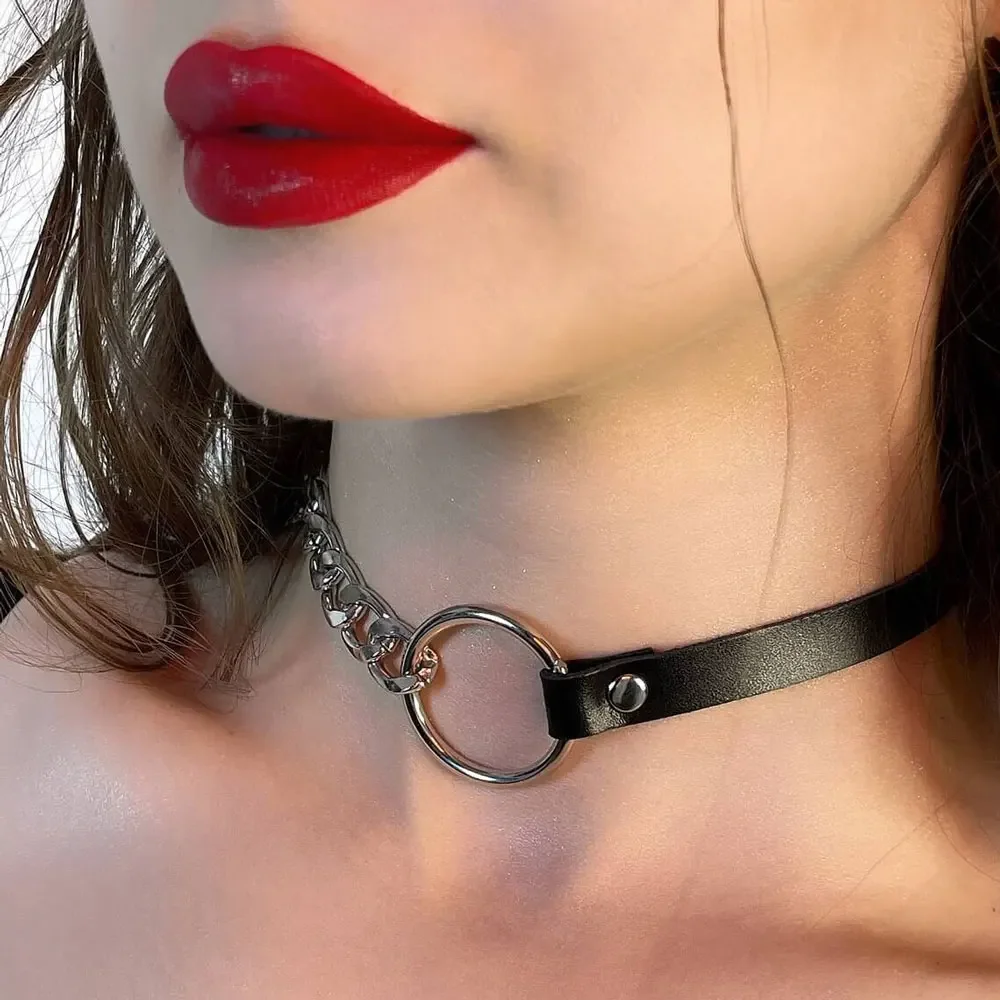 Collares de cuero Punk sexis para mujer, cuello redondo a la moda, Gargantilla Harajuku con corazón, Bondage gótico, accesorios para el cuello para mujer