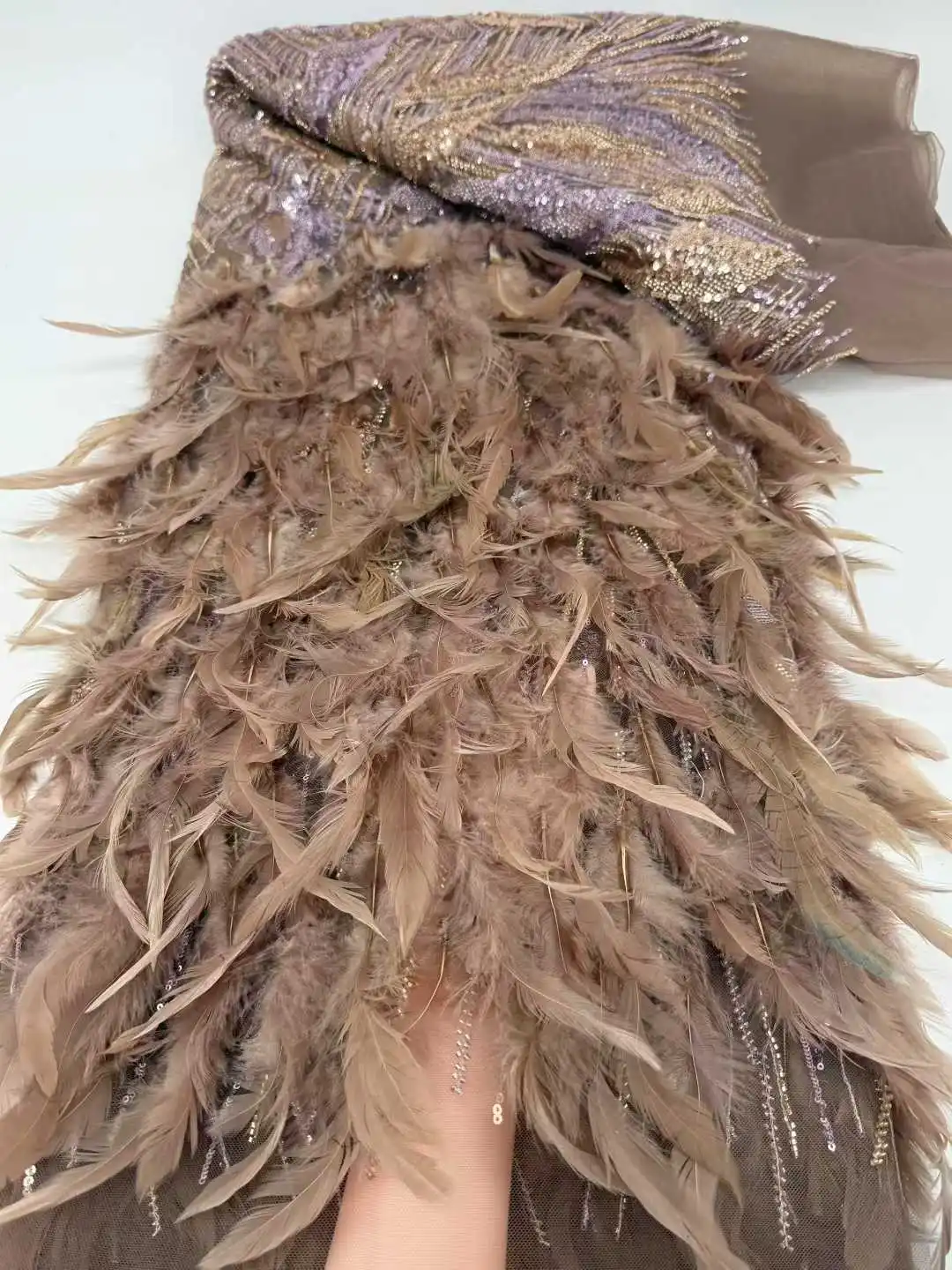 Haute lusso fatto a mano 3D piuma applique design moda africana in rilievo pizzo netto tessuto francese abito da sera in pizzo netto CC1809