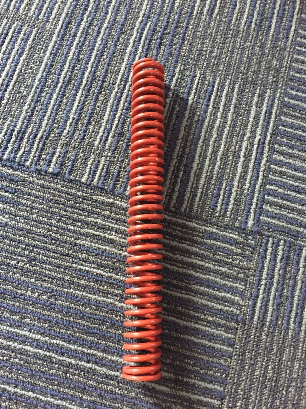 US Standard Red Chromium Alloy Mould Flat Wire Compression Spring 35mmx21mmx300mm