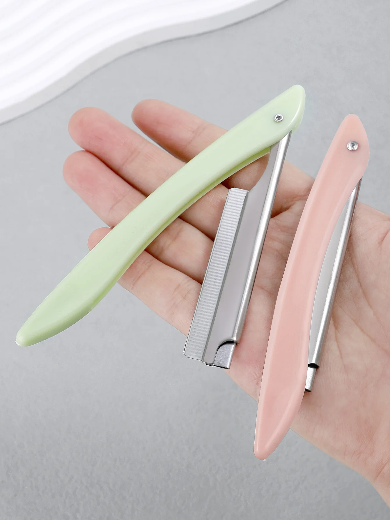 2er-Pack Rasiermesser Augenbrauen-Trimmer, Edelstahl-Haartrimmer, Professioneller Gesichts-Augenbrauenrasierer, nur für Männer und Frauen. – Detail 13