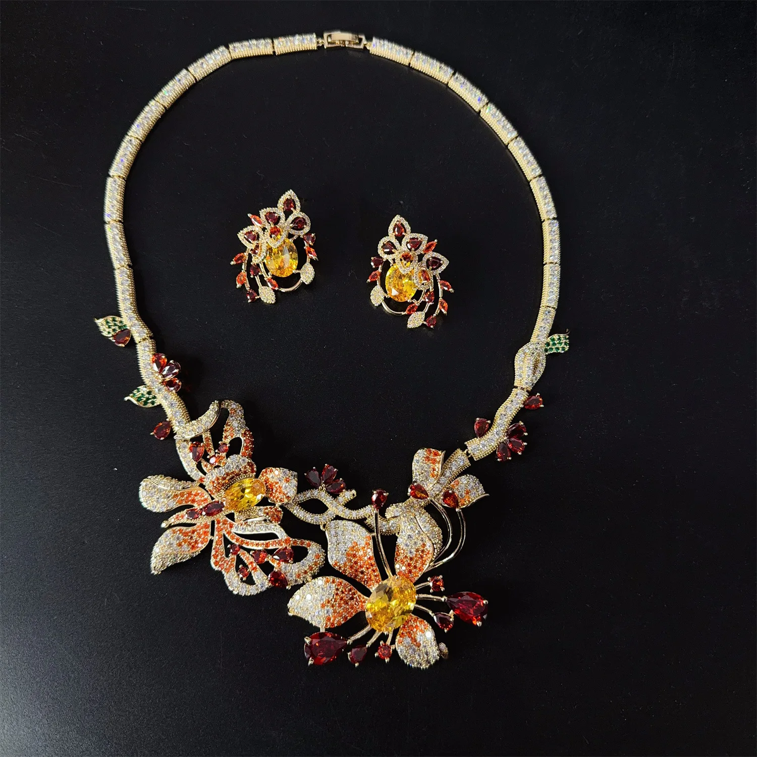 New European and American Style Gorgeous Women's Dress Decoration Accessories Set Necklace Earrings Nigeria Wedding Gift