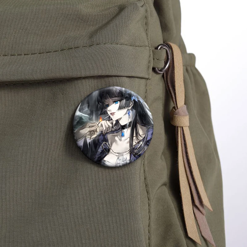 أنيمي سيد الألغاز لينة زر دبوس شارة معدنية الإبداعية بروش لحقيبة الملابس قبعة ديكور مجوهرات اكسسوارات هدية تذكارية