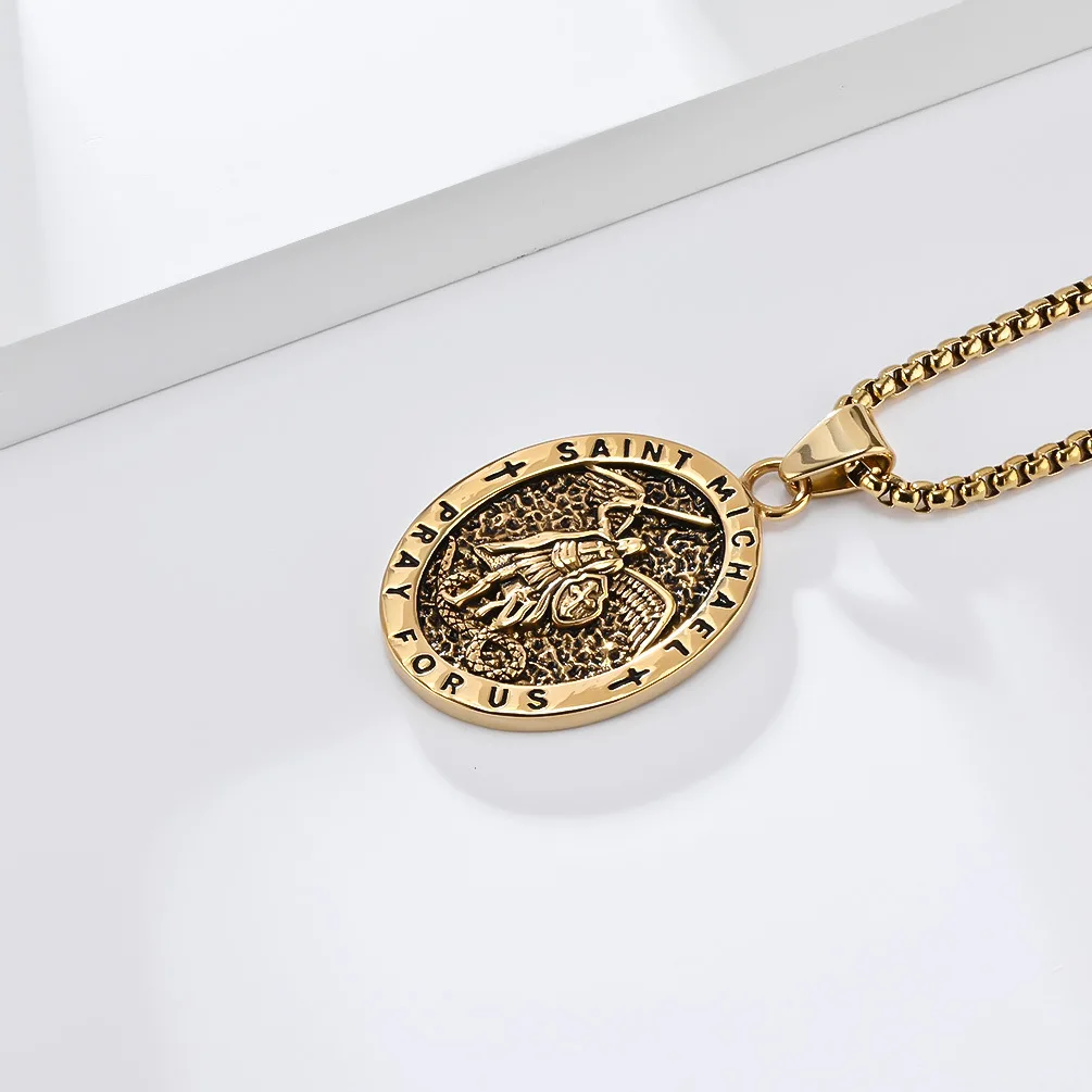 قلادة سانت مايكل مطلية بالذهب من الفولاذ المقاوم للصدأ مجوهرات دينية للرجال والنساء قلادة القديسين #5