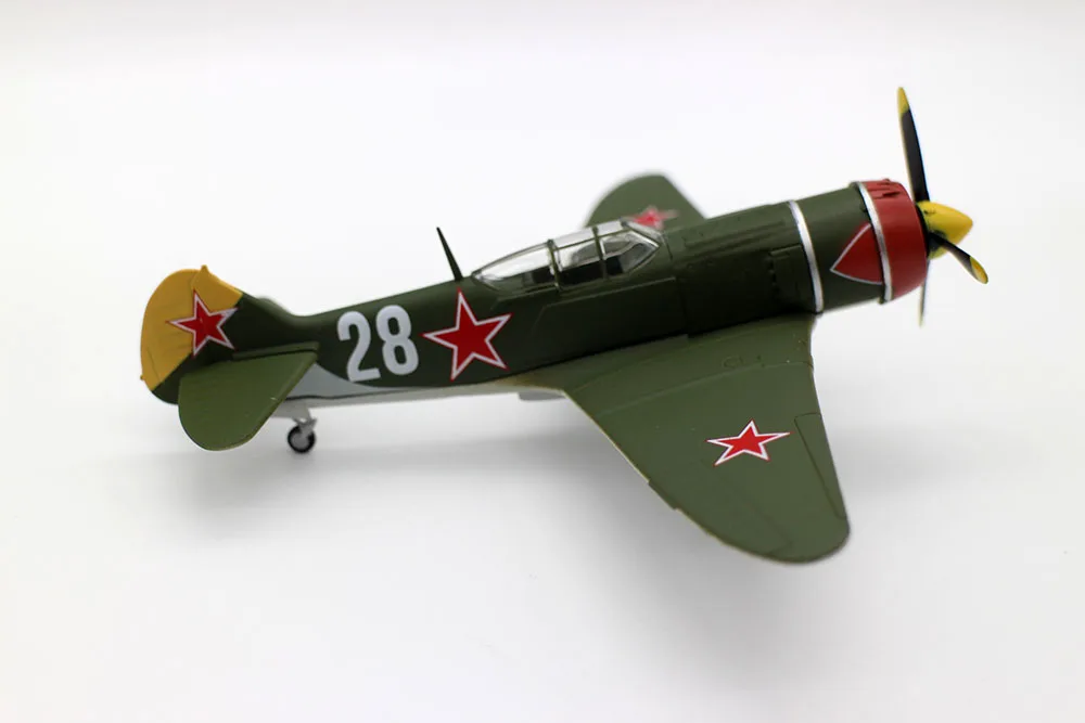 Avión de simulación de aleación de plástico para regalo de colección, avión de combate fundido a presión de La URSS Lavochkin La-7 1/72, escala