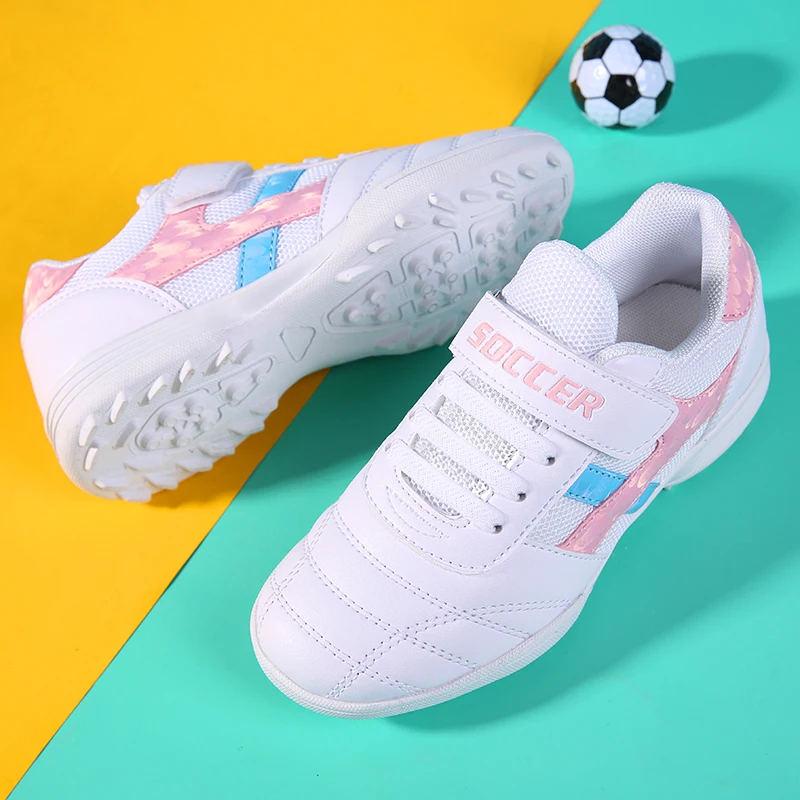 

Men Society Professional Soccer Shoes Sneaker Unisex Non Slip Long Spikes Top Quality Boy Outdoor Football Boots Seamless