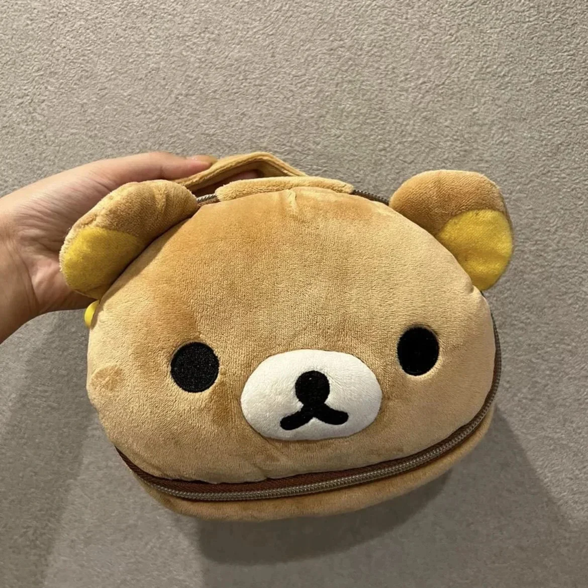 New Kawaii Cute Rilakkuma Wash Bag Plush Oval Three-Dimensional Makeup Bag Portable Storage Bag Cartoon Ins Gift For Girls