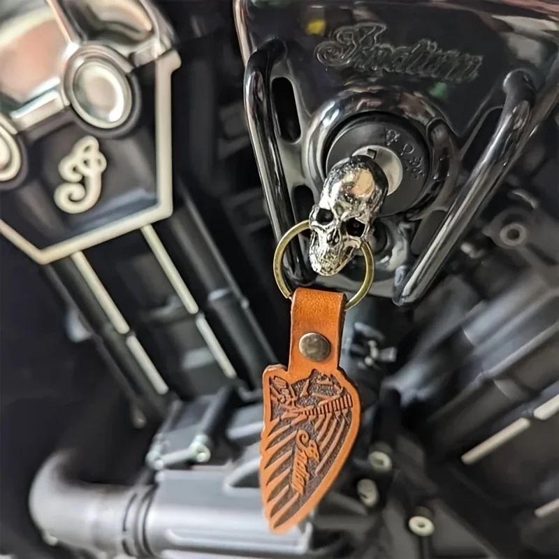 Stainless Steel Skull Motorcycle Key Decorative Hat, Unique Gift for Cyclists, Skull Keychain Decoration (Key Not Included)