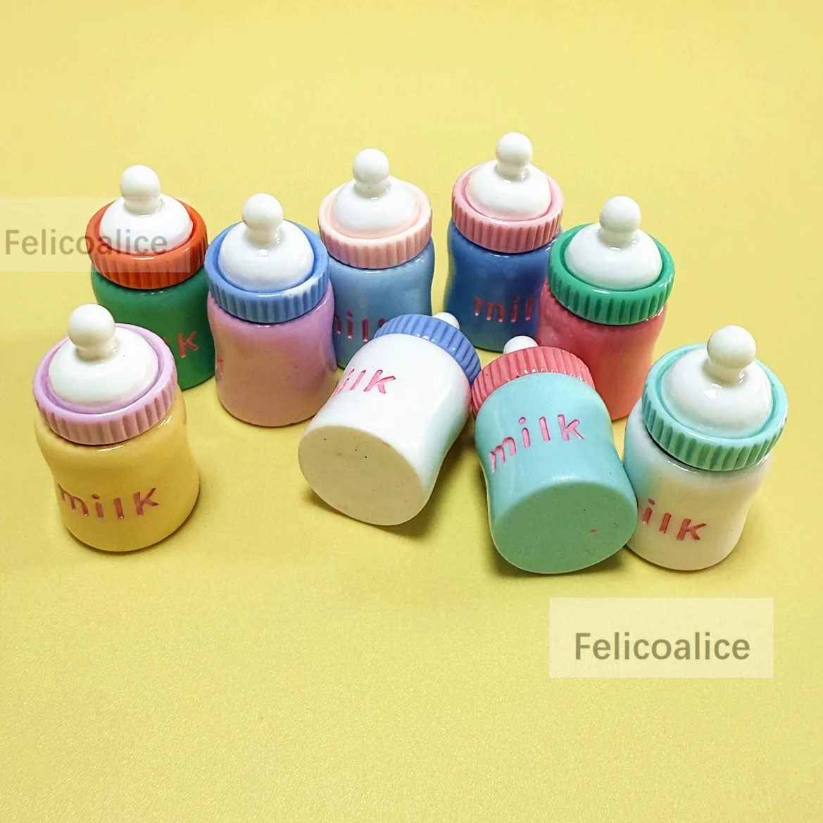 2pcs Miniature Baby Dolls Feeding Bottle Magic Dummy Pacifiers Milk Bottle For Doll House Feeding DIY Accessories