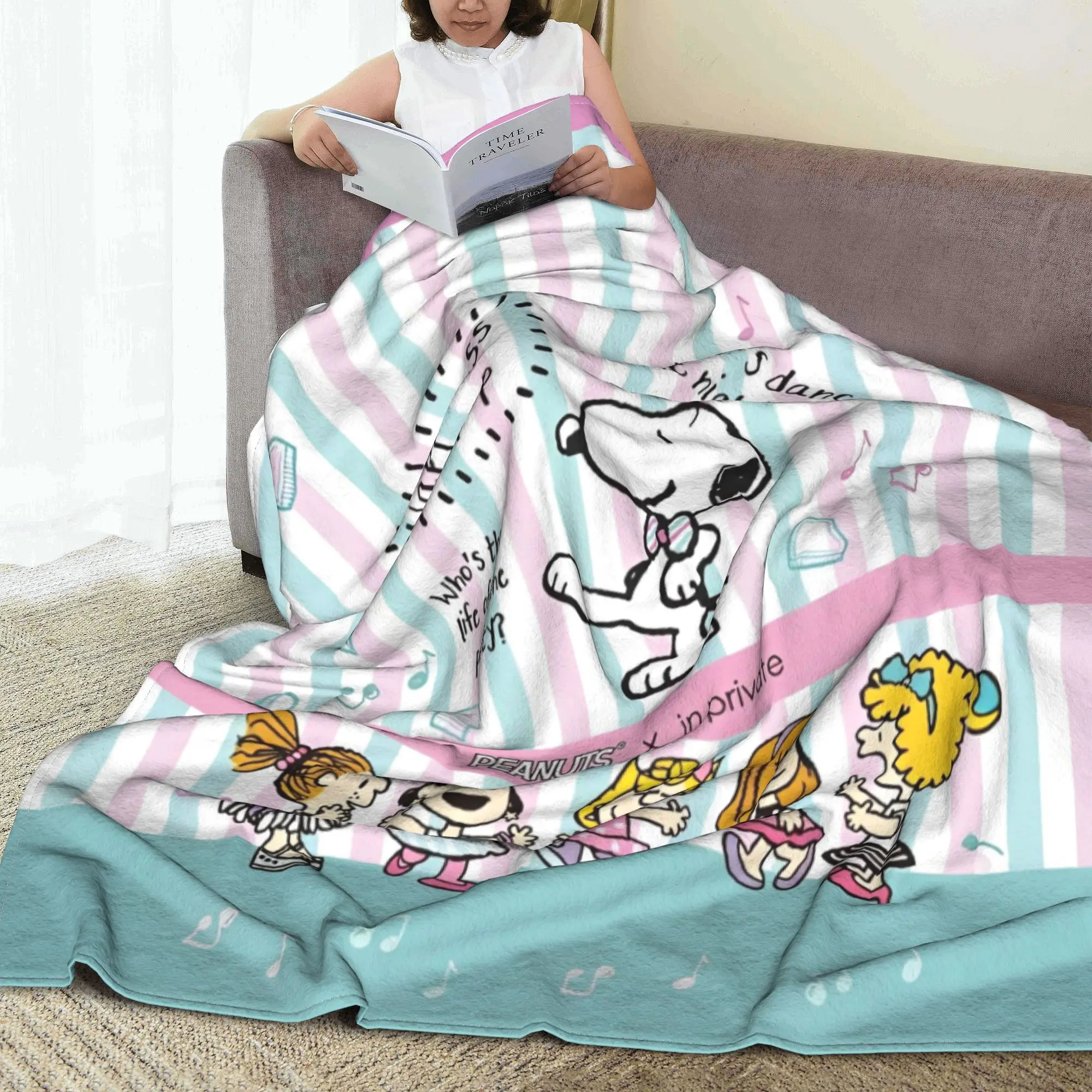 Cute Cartoon Snoopy Blankets Fleece Spring Autumn  Multi-function Warm Throw Blankets for Home Outdoor Rug Piece