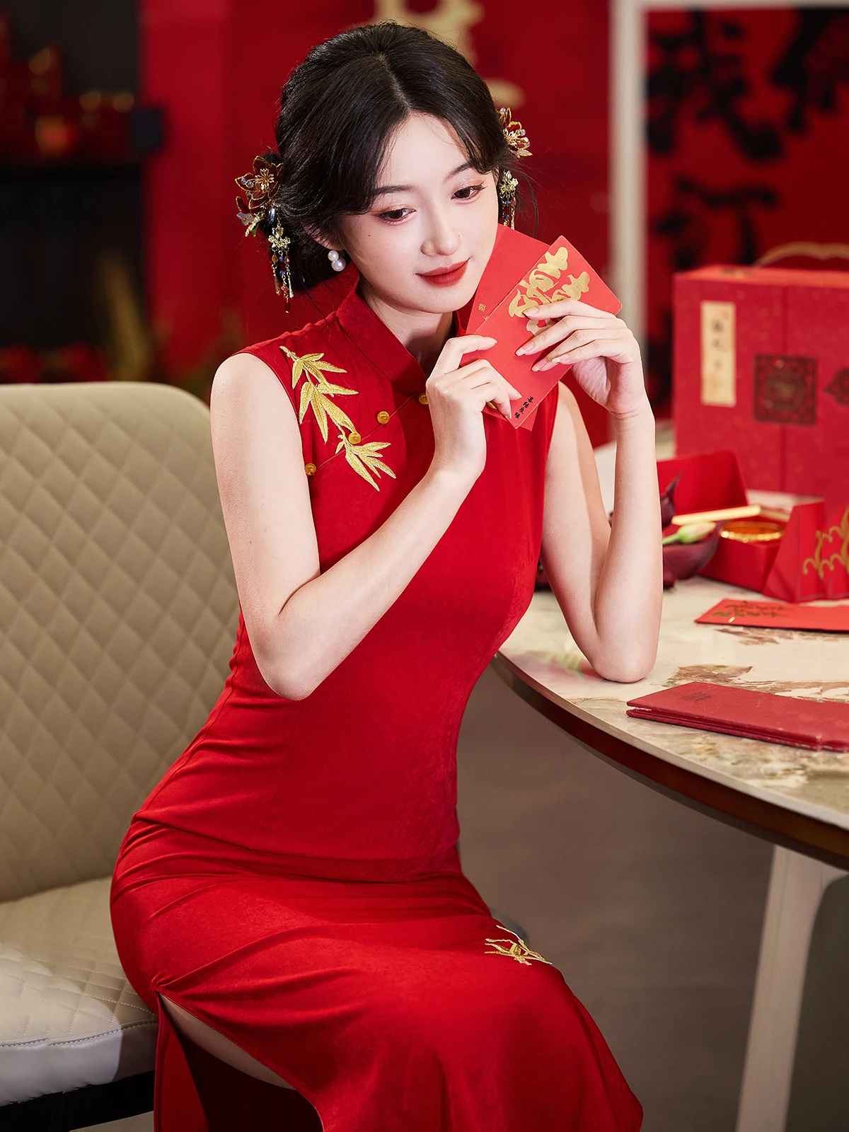 

Новое красное ципао Ele Red Svel: Китайское свадебное платье для помолвки и банкета, летнее, женское, красивое и элегантное.