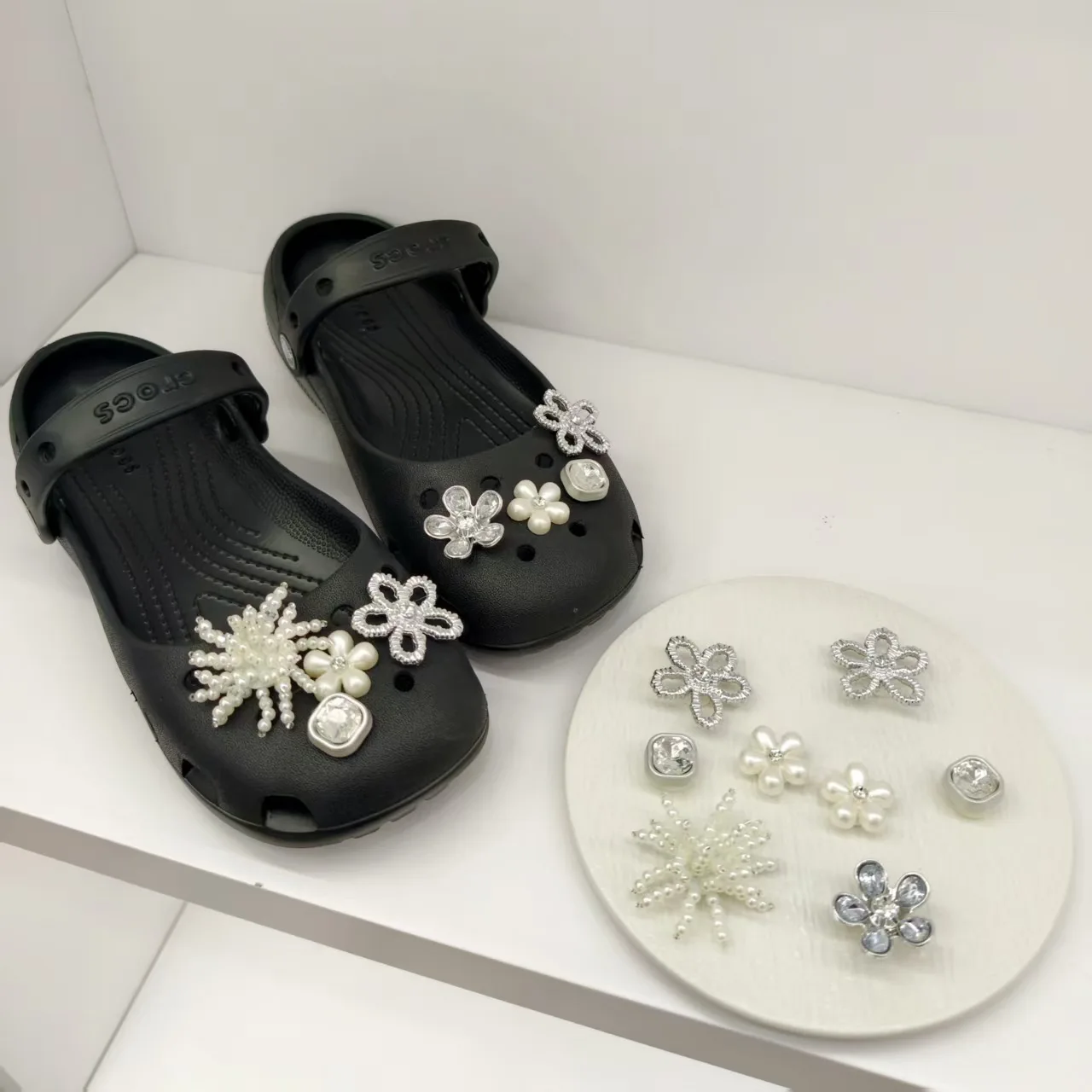 Fashion Shoe Charms Set for Women Retro Ballet Shoes Rhinestone Clog Charms Flowing Ballet Shoe Decorations DIY Shoe Accessories