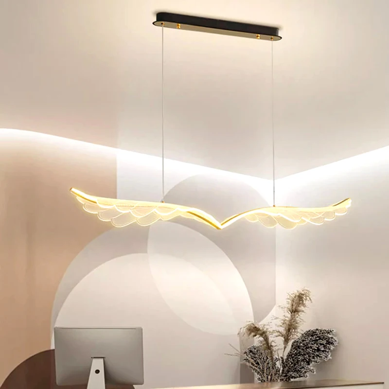 Plafonnier LED suspendu au design moderne, éclairage d'intérieur, luminaire décoratif de plafond, idéal pour un salon ou une salle à manger