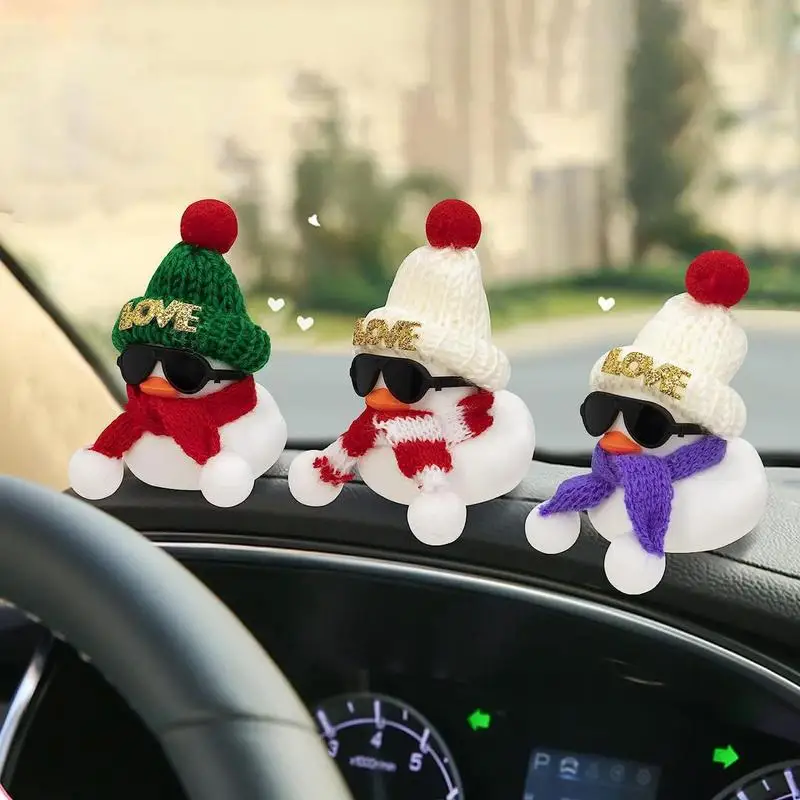 Christmas Squeeze Duck Funny Car Dashboard Decor Ornaments Festive Charm Adorable Rubber Duck Car Interior Accessories