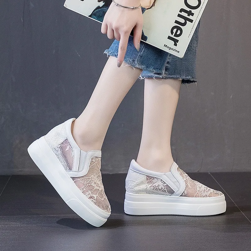 

Women's Breathable Mesh Slip-On Sneakers White Platform Hidden Heel Casual Walking Shoes Lightweight Comfort Summer Spring Daily