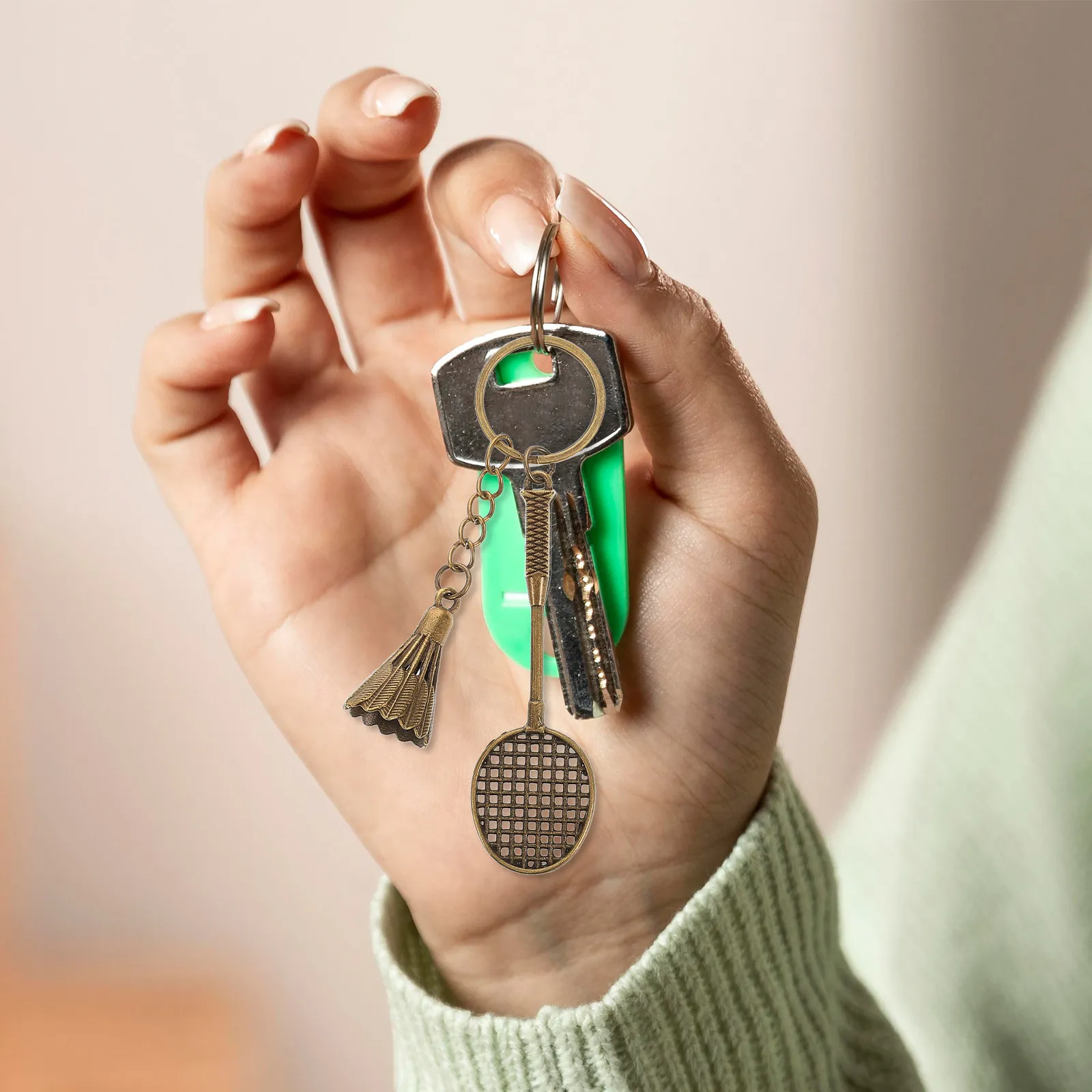 

Набор из 6 металлических брелоков-воланов для бадминтона из нержавеющей стали, серебристого и бронзового цветов, для любителей бадминтона