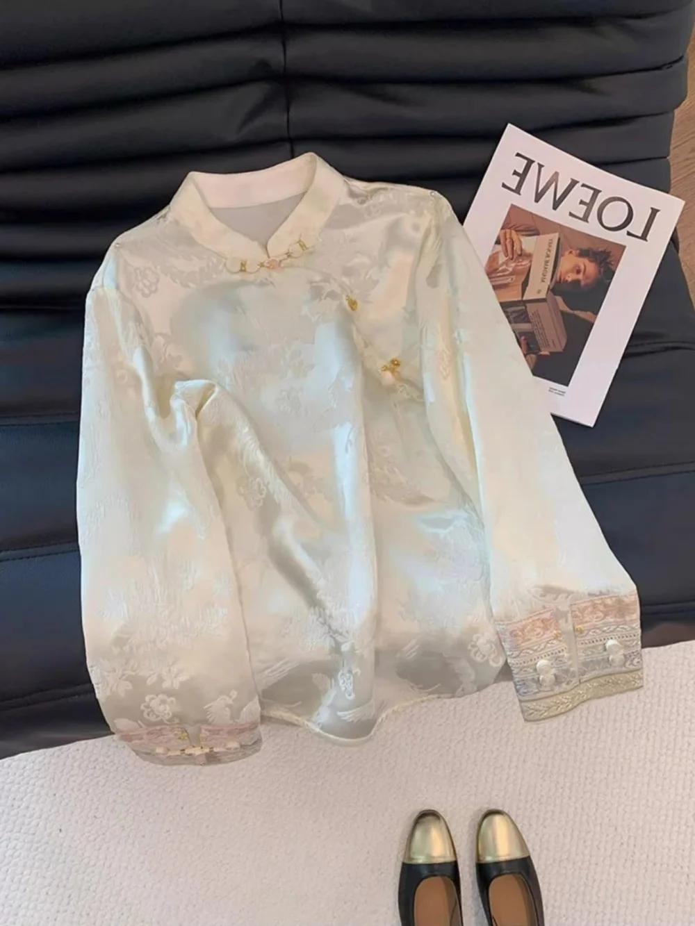 

Новая китайская рубашка-сорочка в стиле ретро с воротником-стойкой, вышивкой и пуговицами, для мужчин и женщин, весна-осень, легкая, в национальном стиле...