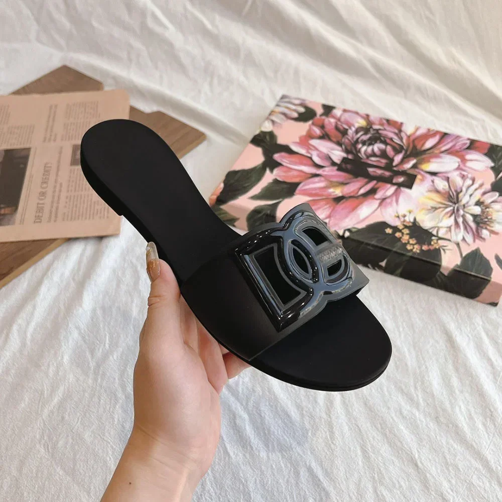 Modern style women's sandals, sliding slides, indoor and outdoor colored gelatin, sexy beach shoes