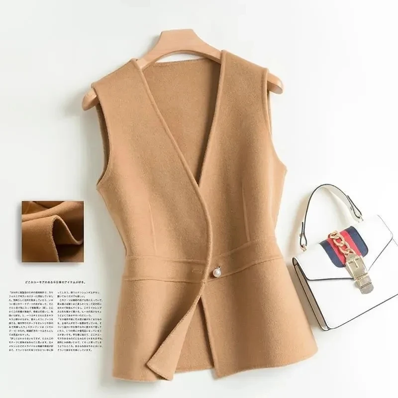 Fashion Woolen Vest Women Waistcoat Tops V-Neck Sleeveless Woolen Coat 2025 New Spring Autumn Slim Short Vest Jacket All Match