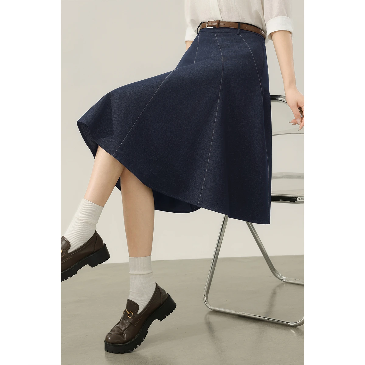 SENTUBILA レディース エレガント スカート 2025 秋新作 通勤 ハイウエスト スカート 多用途デザイン Aライン ルーズ 女性用スカート 153QD2520