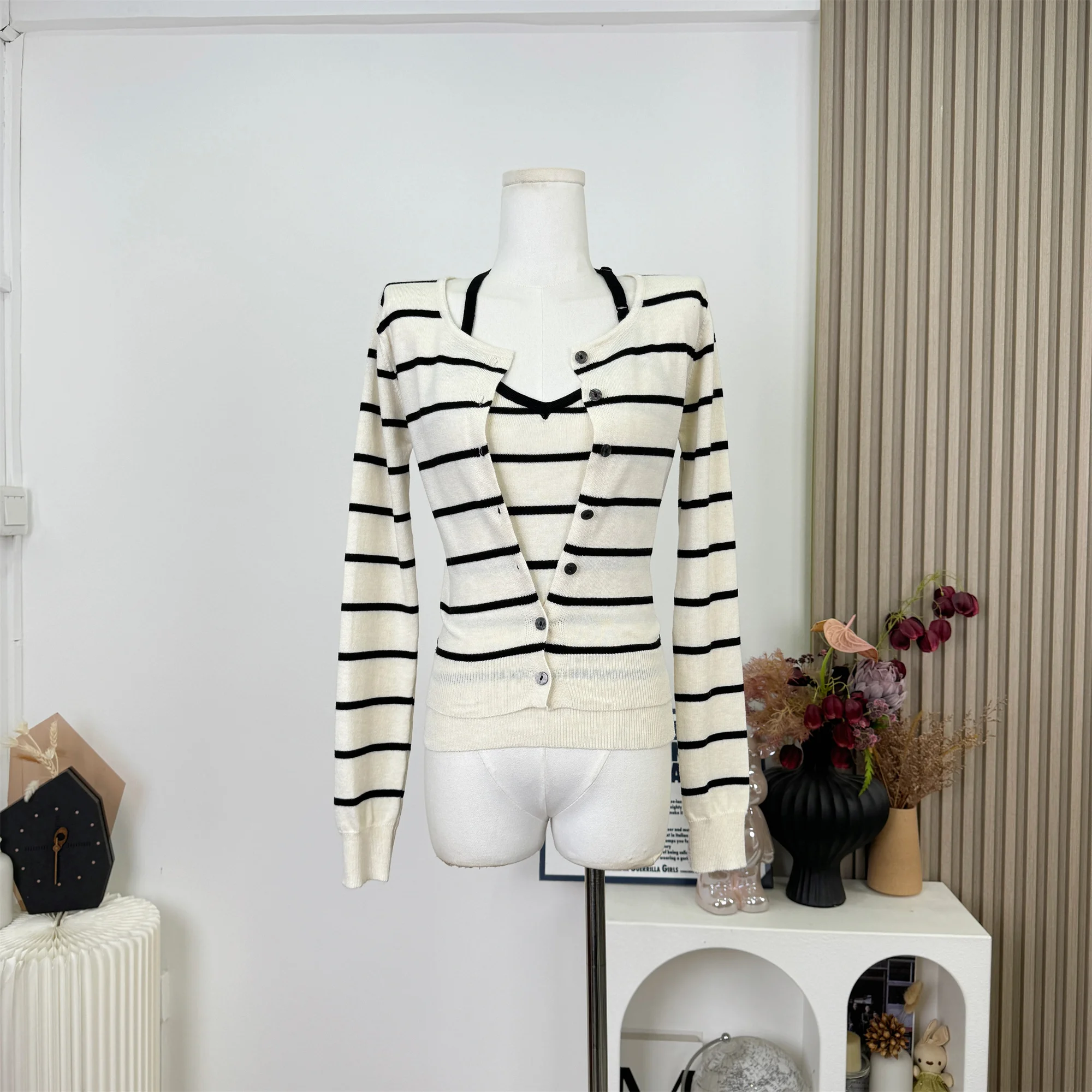 

Однобортный полосатый шерстяной кардиган для женщин, осень 2022, высококачественный мягкий вязаный свитер и топы на бретелях, комплект из двух предметов N972