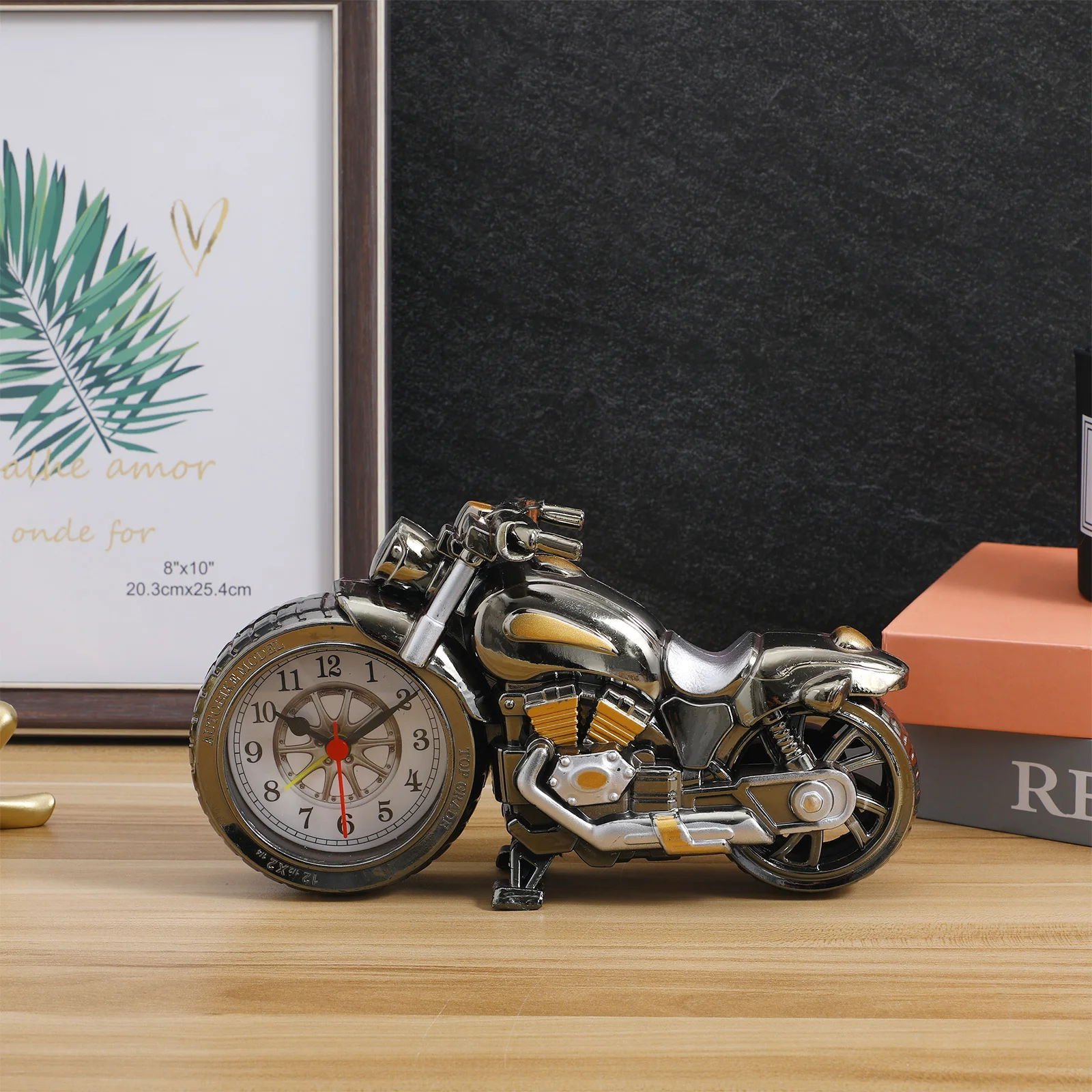 

Vintage Motorcycle Alarm Clock Retro Motorbike Quartz Clock For Home Decor Unique Gift Men Women Gold 1Aa Not Included