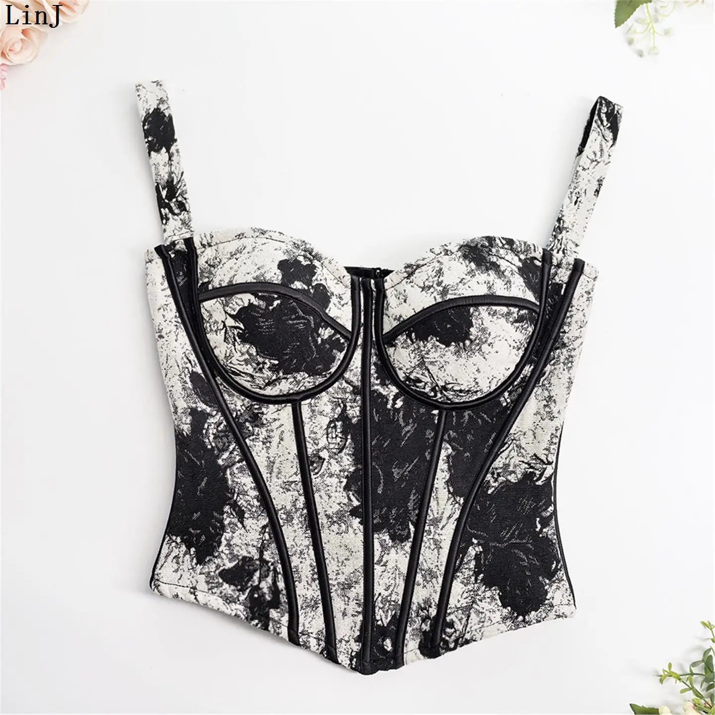LinJ2026 Women's Holiday Floral Embroidery Fishbone Strap Top Pure Outdoor Wear New Ink Painting Auxiliary Breast Collection
