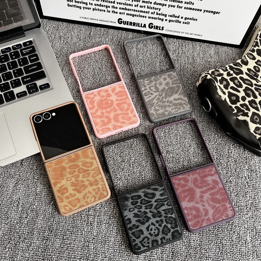 

For Samsung Galaxy Z Flip7 6 5G Z Flip5 Zflip5 flip 6 flip4 ZFold 4 5 6 7 Phone Case Luxury leopard print soft leather Cover ﻿