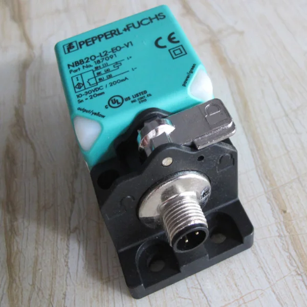 

1 шт. новый Nbb20-l2-e0-v1 новый оригинальный точечный ПЛК