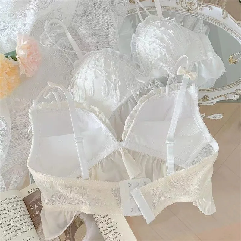 White French lace lingerie girly little bra pull together no underwire sexy day sweet pure wind bra set