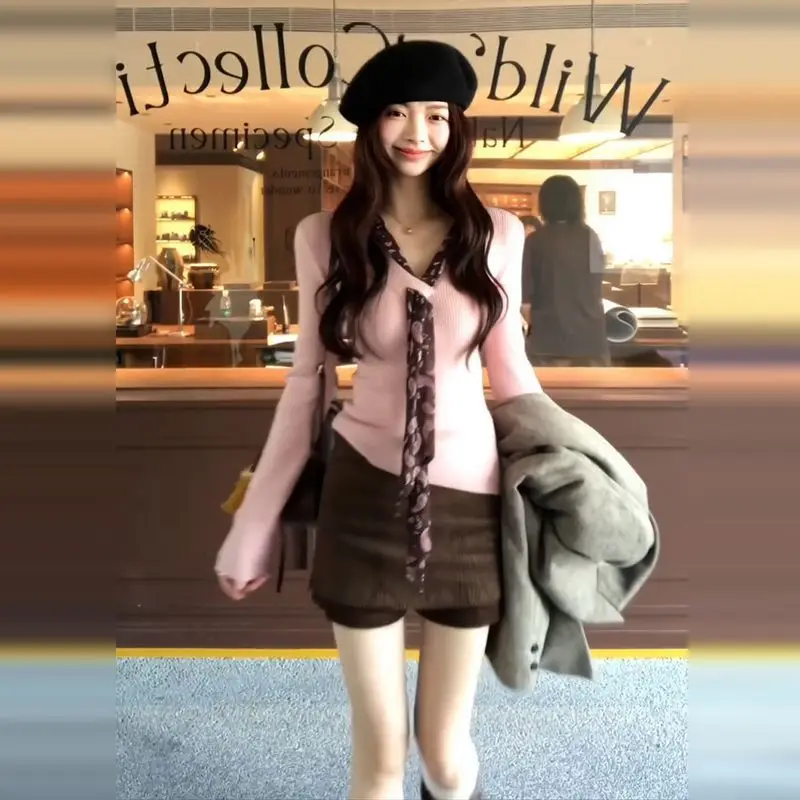 2026 Autumn New Fashionable Korean Style Design Pink V-neck Knitted Sweater Slim Fit Interior Bottom Long Sleeve Top for Women