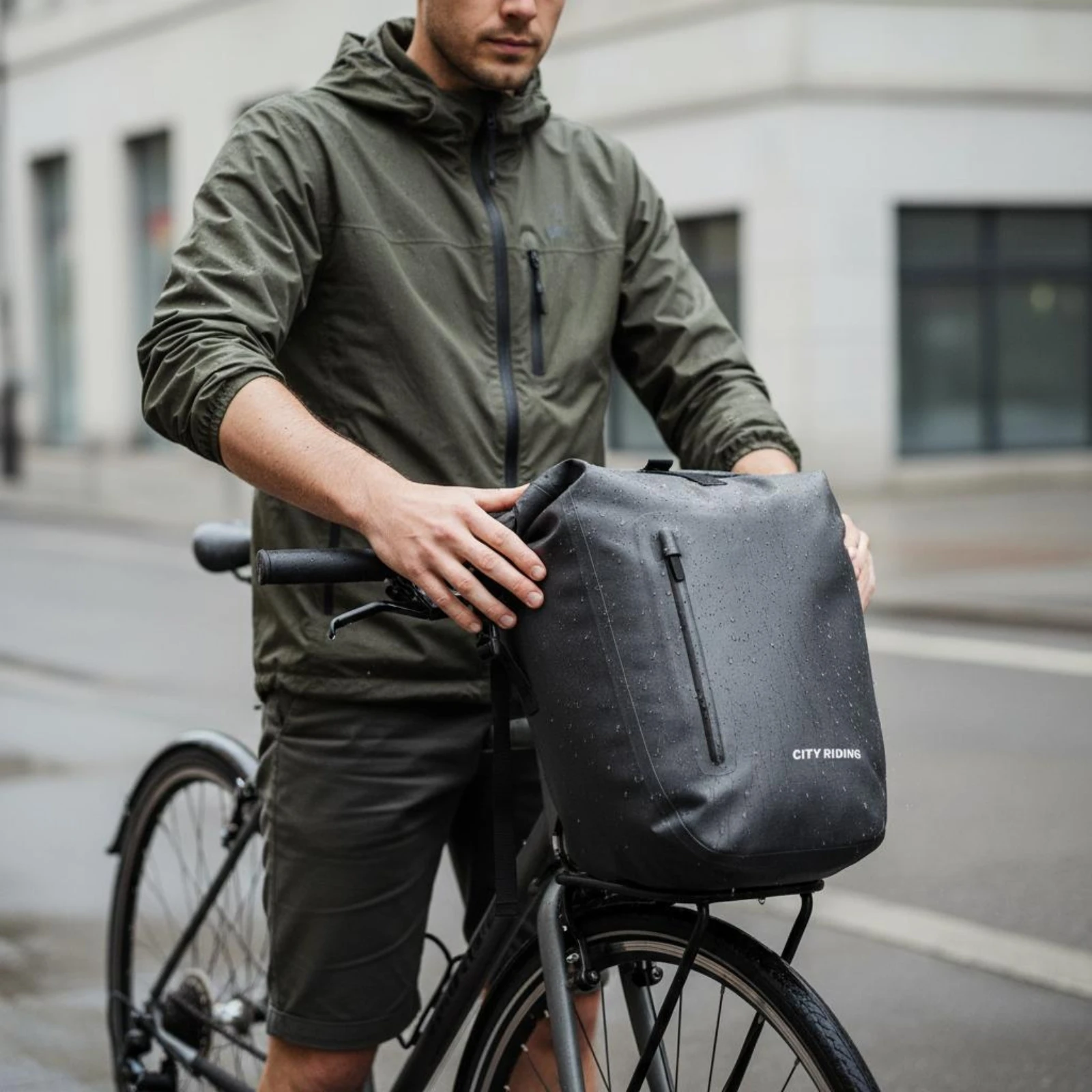 Tas Rak Belakang Tahan Air 600 - Cycling Gear Rack ulasan dan harga