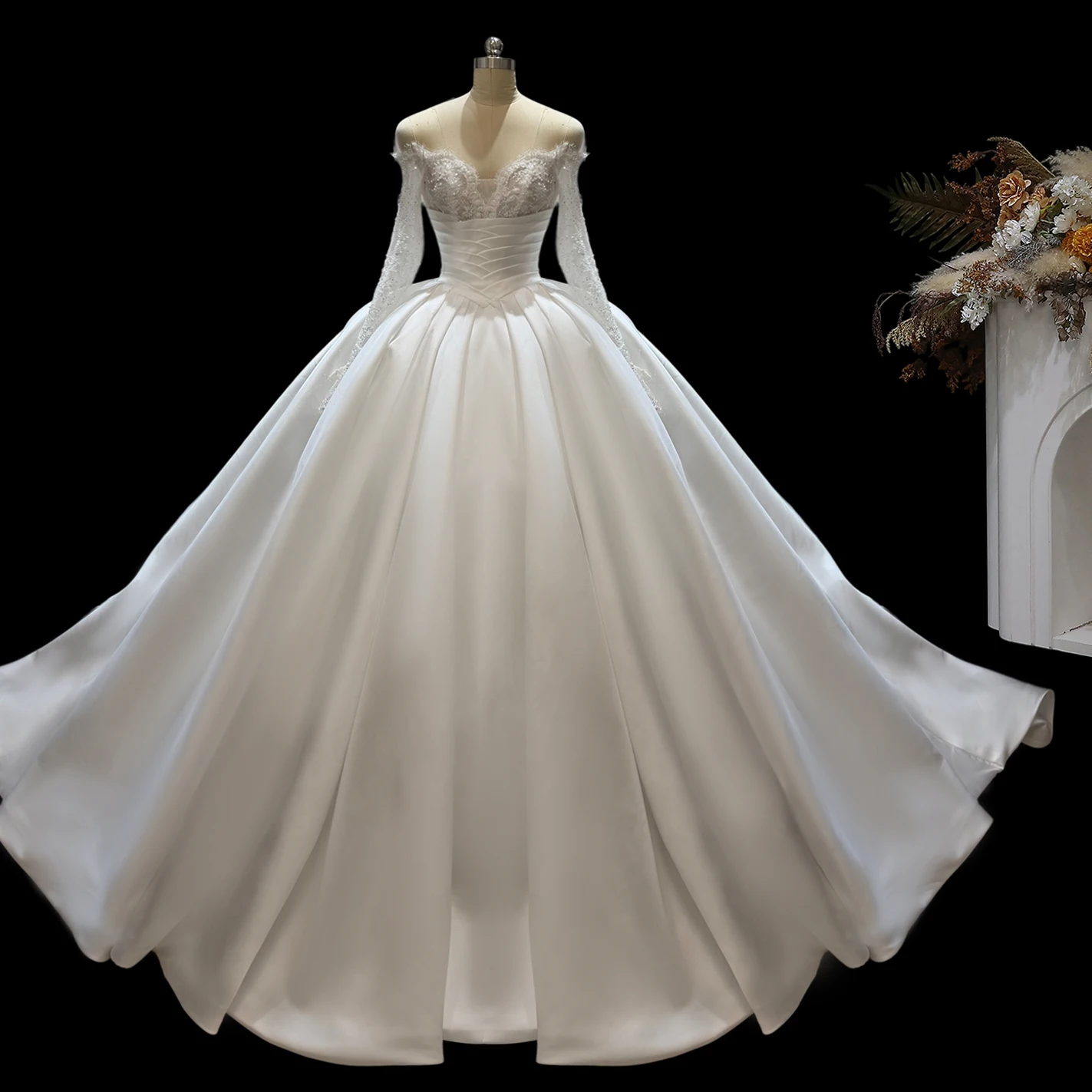 Sheer Fairy Wedding Dresses Luxurious Off Shoulder Satin Sequined Dubai Engagement Bridal Gowns with Big Train SW688 Customized