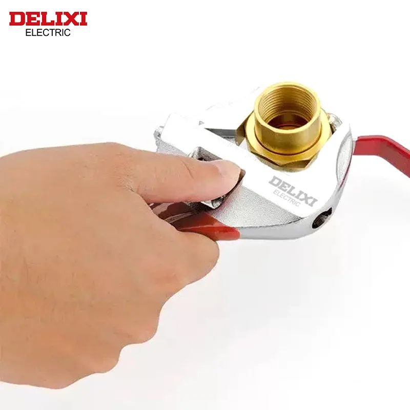 DELIXI ELECTRIC Short Handle Wrench，Big Opening Ratchet Wheel Adjustable Bathroom Wrench，for MaintainingBathroomPiping Facilitie