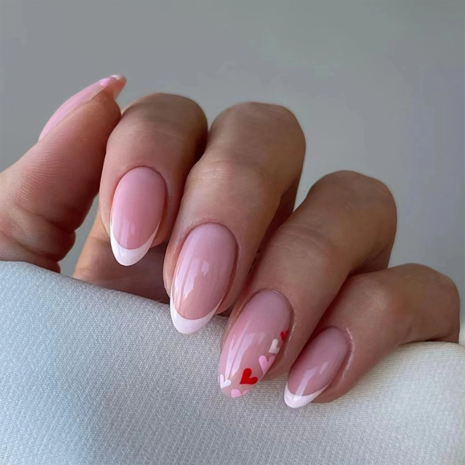 Girl Pink Sweet Fake Nails Lasting Effect with Moderate Thickness for Any DIY Nails Art Family Day