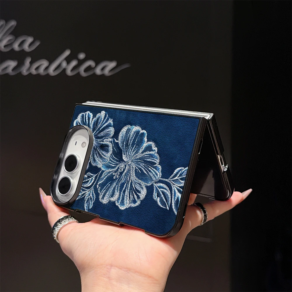 Pirve Marineblau-weiße Blumen- – Phone Cases Leather Bewertung und Preis