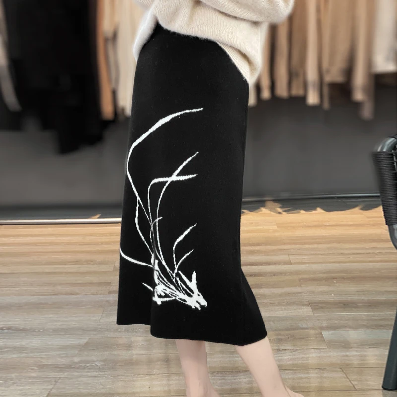 Women's High Waist and Hips Overskirt, Slim Fit, Autumn and Winter Over-the-Knee Cashmere Skirt with Sweater, Winter