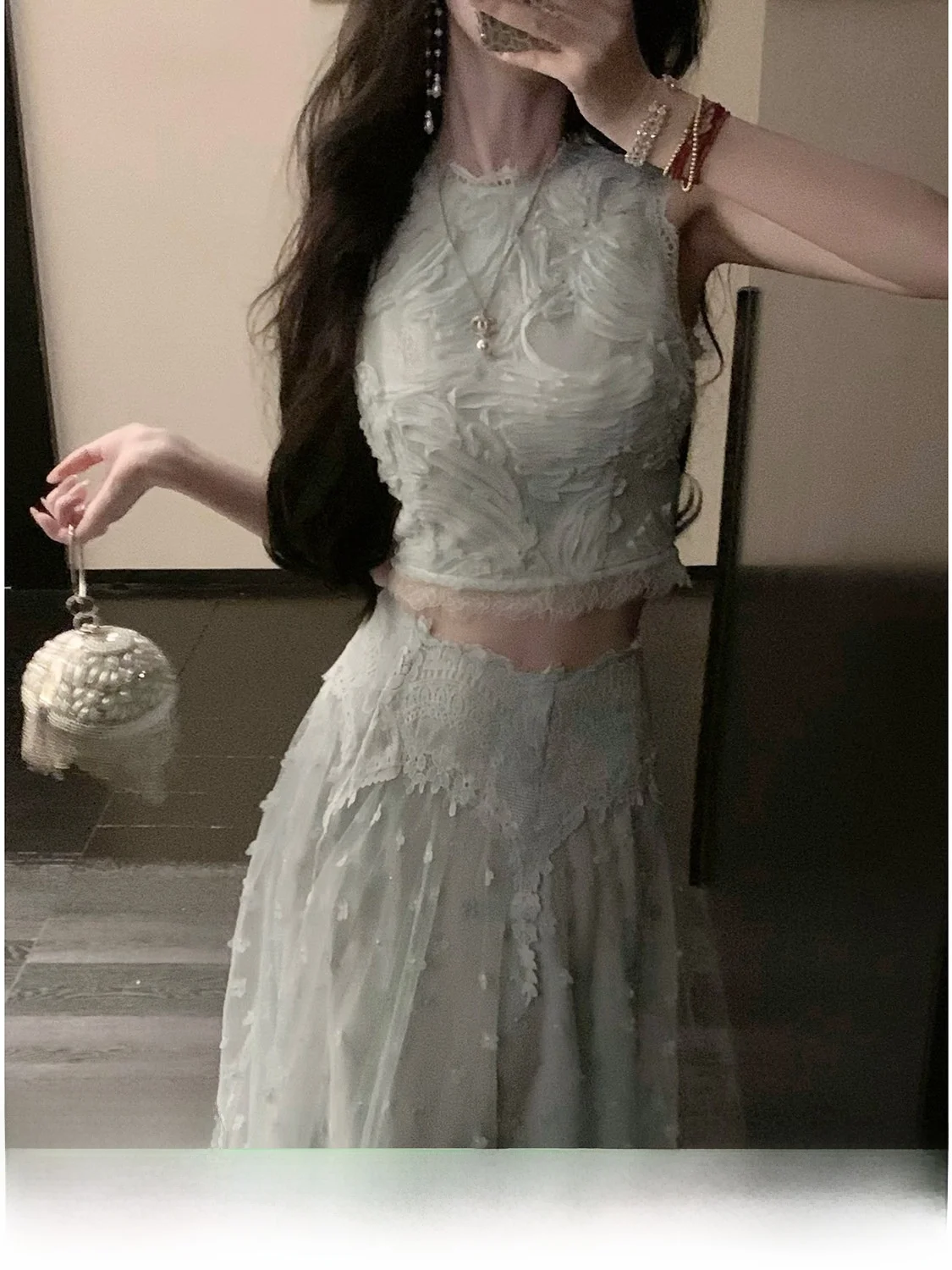 

Элегантный кружевной комплект Syqiao из двух предметов: юбка с 3D-вышивкой и топ с коротким рукавом и круглым вырезом. Весенняя мода для женщин.