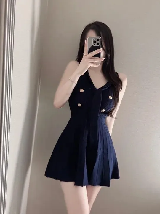 

Chic Knitted A-Line Dr Women's Sle Small Fraance Wind Svel Slimming Pleated ort Skirt Summer Faion