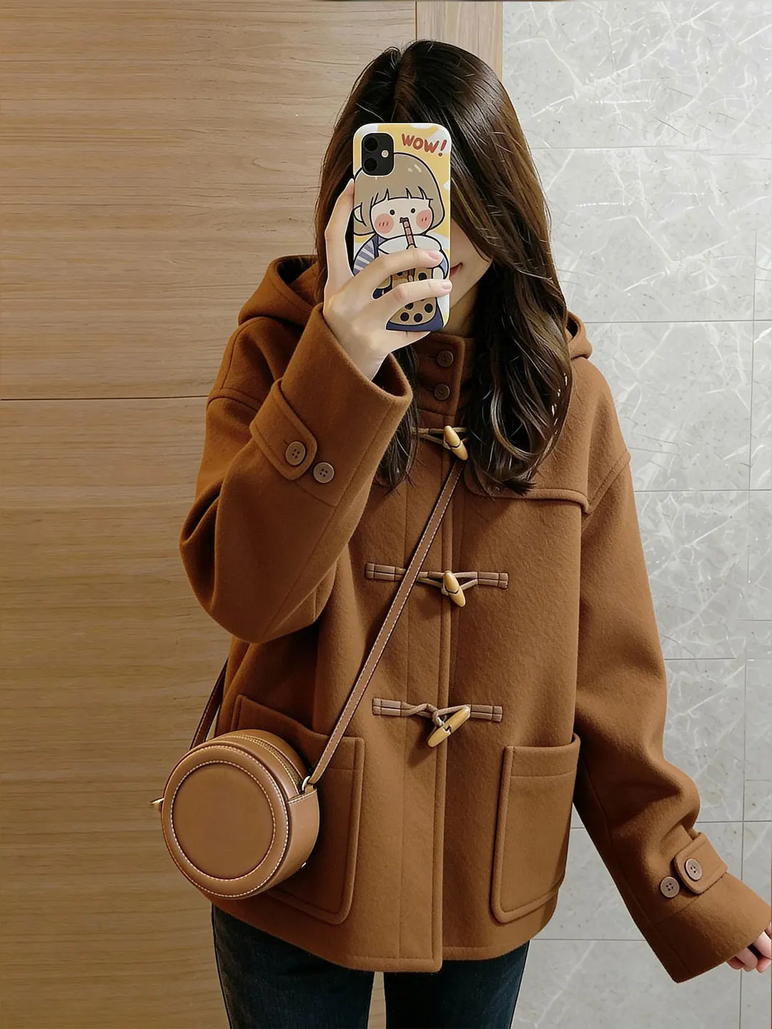 

Корейский коричневый джат большого размера с капюшоном и роговыми пуговицами, простой дизайн, удобная осенне-зимняя верхняя одежда для поездок на работу