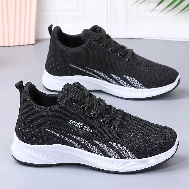 2023 Spring/Summer New Flat Bottom Mesh Sports Women\'s Casual Soft Sole Lightweight Running Shoe