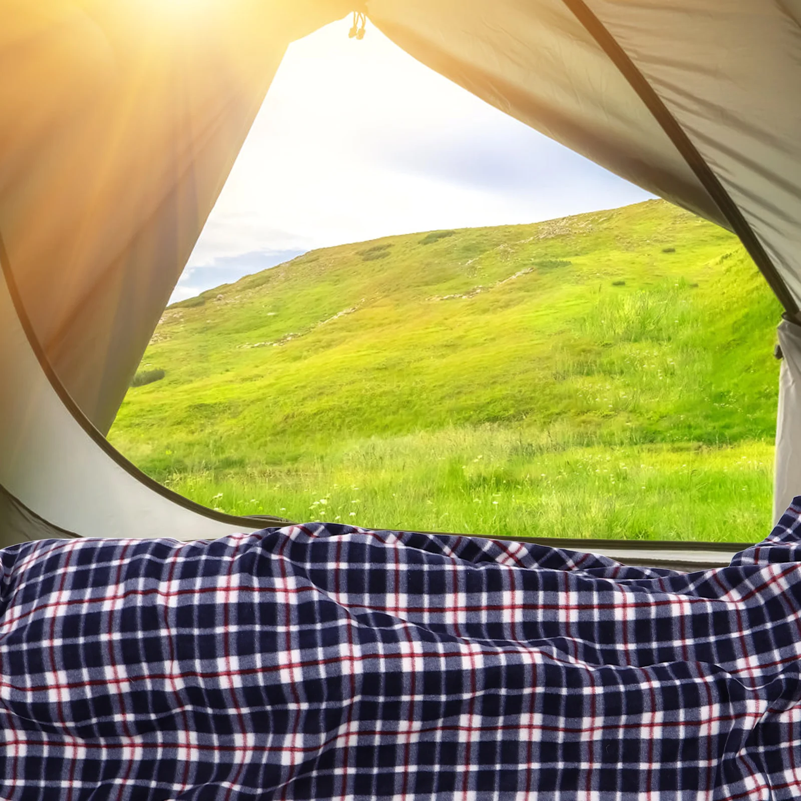 

Fleece Sleeping Bag 180x75cm Lightweight Foldable Warm Adult Sleep Bag for Camping Hiking Portable Travel Bedding