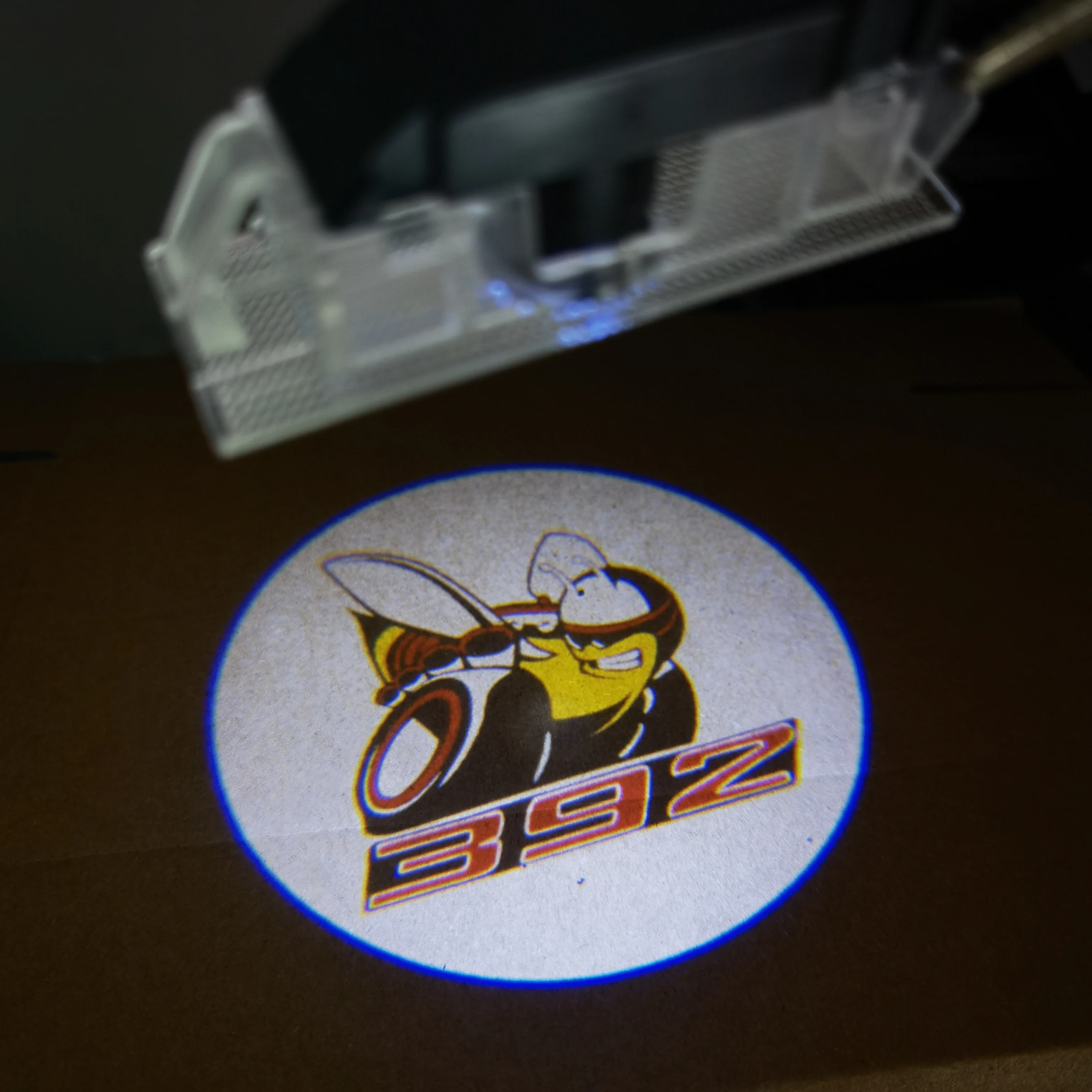 2 uds Scat Pack 392 Logo Light Challenger 392 luz de bienvenida luz LED de puerta apta para Challenger Scat Pack 2008-2019 cargador 16-19